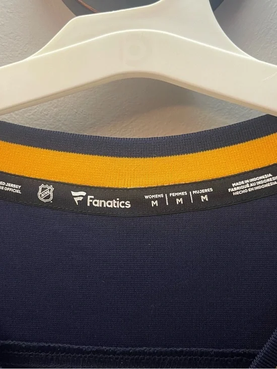Fanatics Women’s Buffalo Sabres Jack Eichel #9 Navy NHL Hockey Jersey - Picture 3 of 3